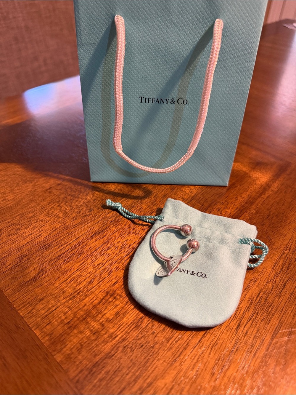 Tiffany & Co. Return to Tiffany key ring